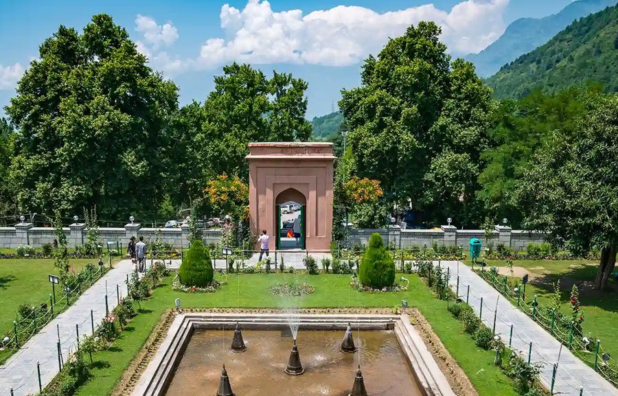 Mughal Garden, Srinagar